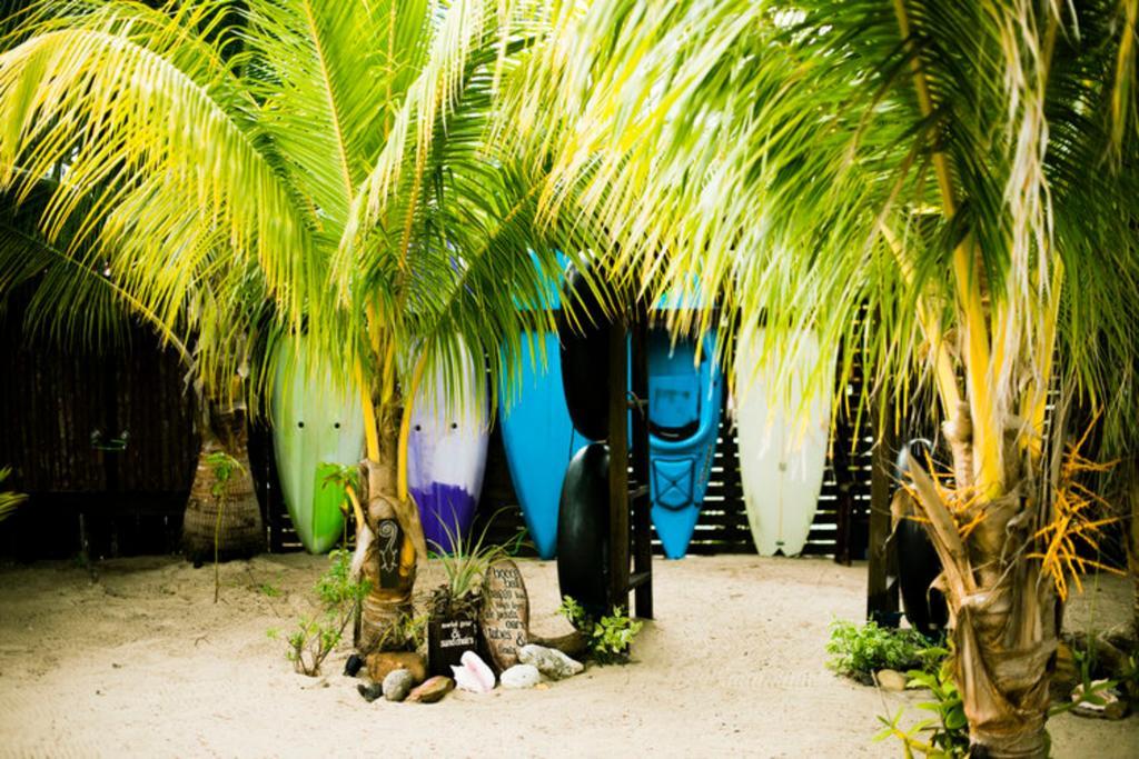 Caribbean Beach Cabanas Placencia Екстериор снимка